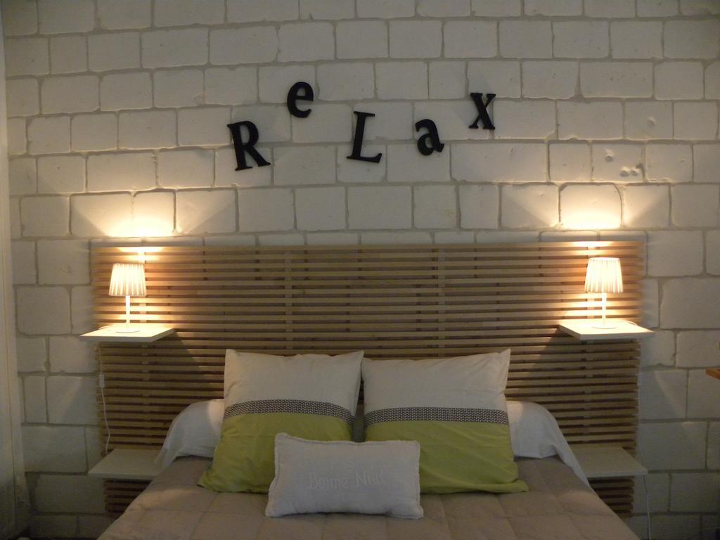 Entre Cour Et Jardin Bed & Breakfast Compertrix Oda fotoğraf